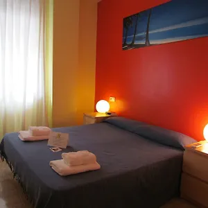 Guest house North, Barcelona